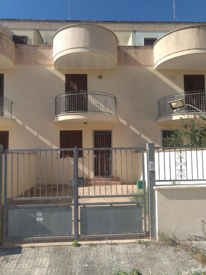 Villa Orchidea Sant Isidoro  Exterior foto